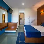 モーテル Bracancun Aveleira
