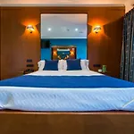 モーテル Bracancun 3*