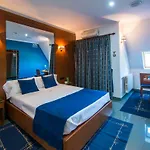 モーテル Bracancun Aveleira