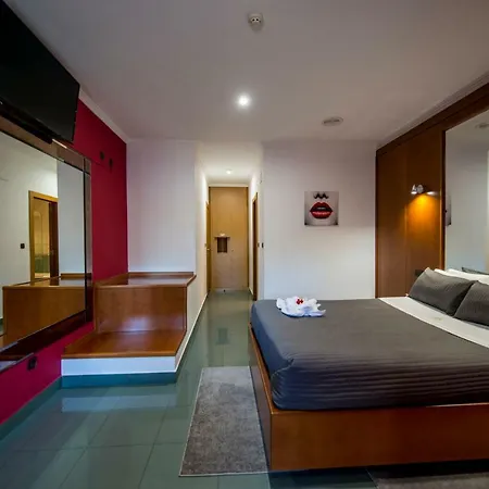 Motel Bracancun 3*